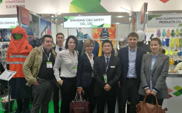 上海誠(chéng)格第31屆德國(guó)A+A國(guó)際安全(防護(hù)/勞保)展覽會(huì)圓滿成功